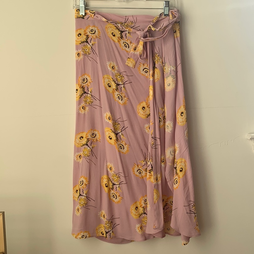 Madewell midi floral wrap skirt with tie detail around waist